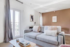 Renovated La Dreta de lEixample 1br w balcony BCN-89